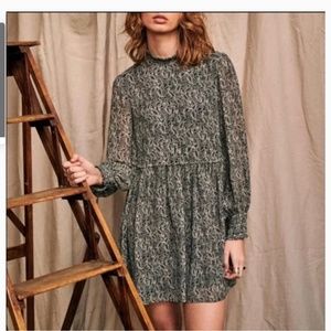 NWOT Sezane Odile Dress Size 38 in Kashmir print